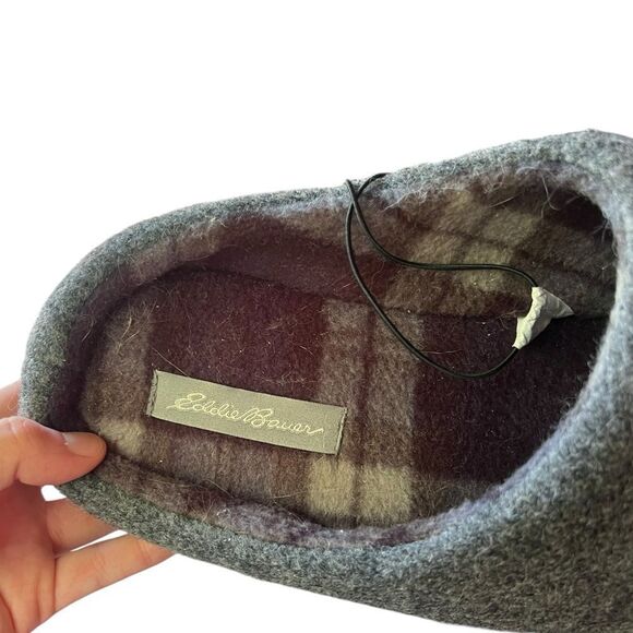 NWT! Eddie Bauer grey fleece slippers. - Picture 2 of 6